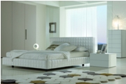 Alix Queen Bedroom Set in White