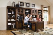 Brookhaven Peninsula Desk