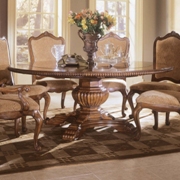 Round Dining Table-Villa Cortina