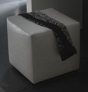 Nightfly White Pouf